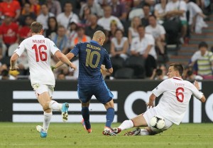 Benzema schoss Frankreich gegen die Niederlande in Führung