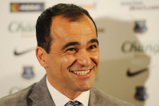 Roberto Martinez lächelt
